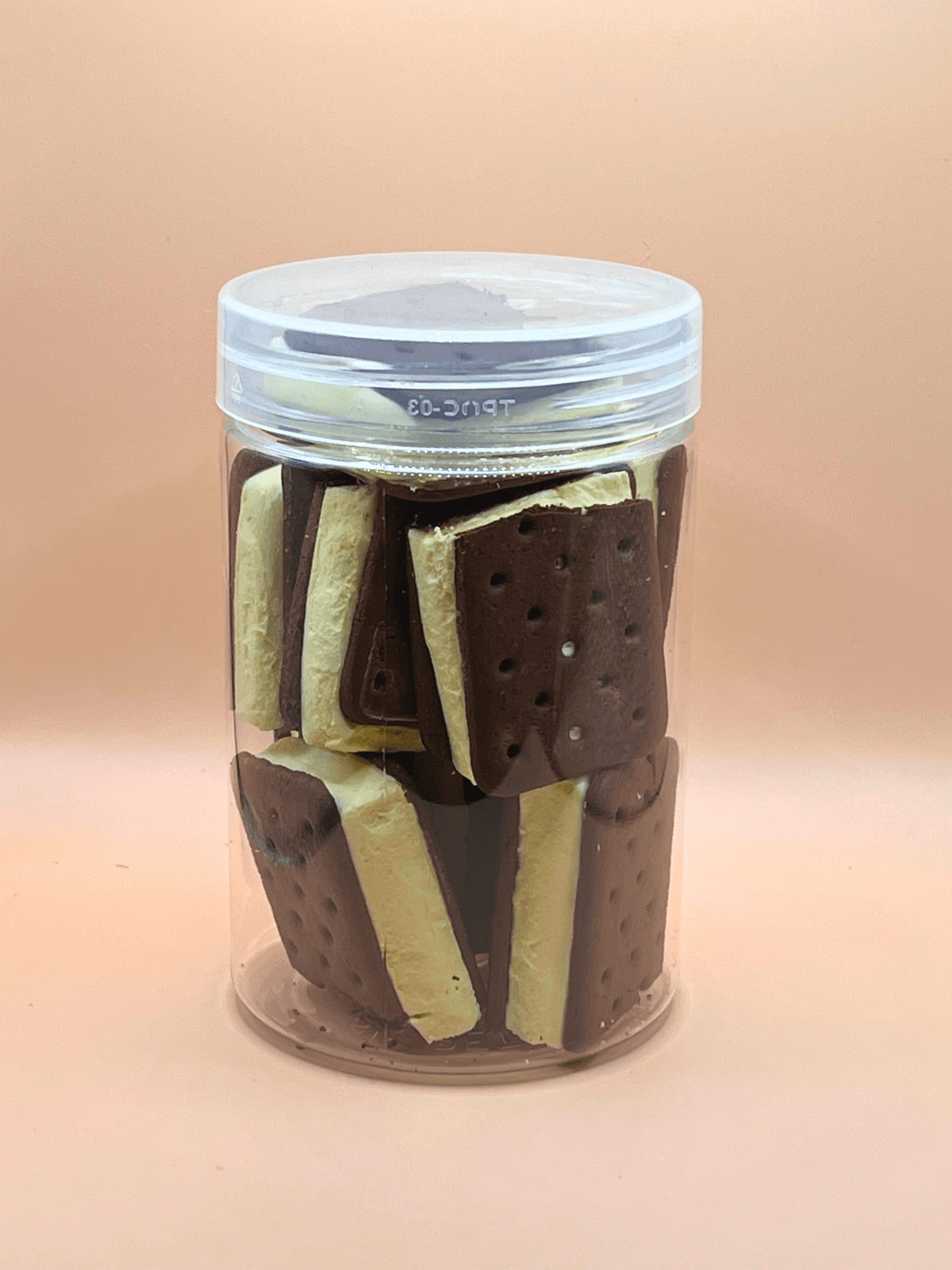 Freeze - Dried ice cream sandwich - Q Crunchy