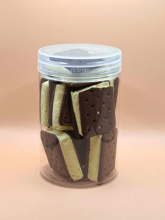 Freeze - Dried ice cream sandwich - Q Crunchy